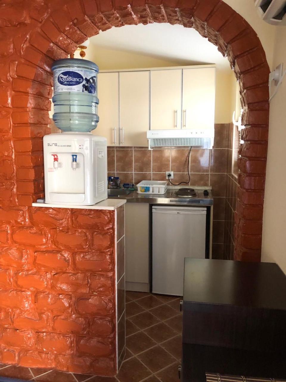 Apartments Moracanin Сутоморе Экстерьер фото