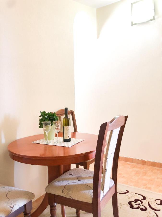 Apartments Moracanin Сутоморе Экстерьер фото